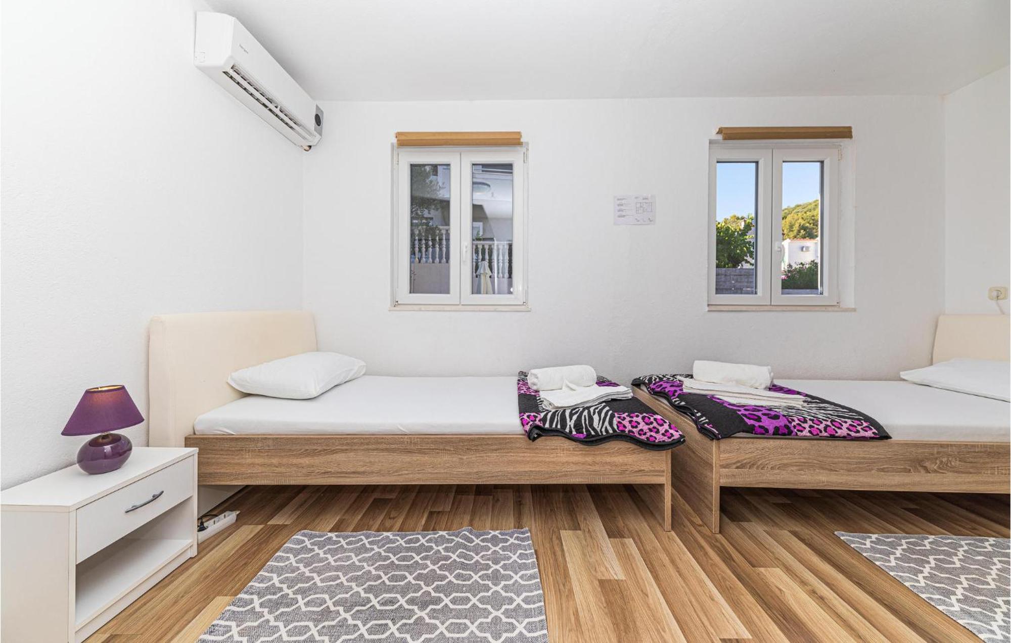 Stunning Home In Marina With Heated Swimming Pool Buitenkant foto