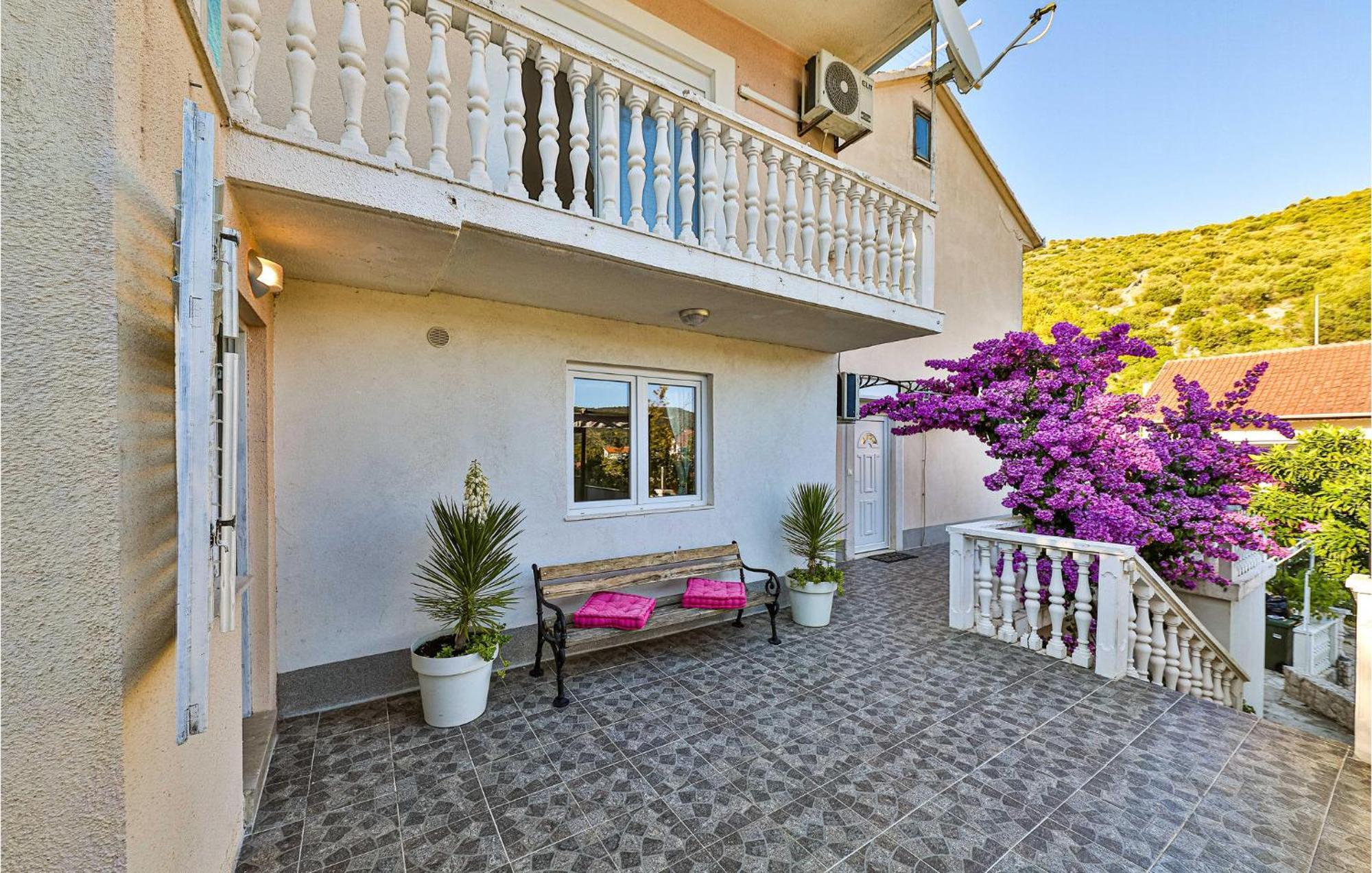 Stunning Home In Marina With Heated Swimming Pool Buitenkant foto